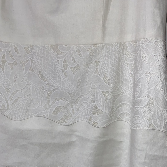 Tahari Arthur S. Levine Ivory Lace Midi Dress - Picture 2 of 8